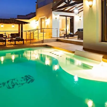 In Playa Blanca Sleeps 10 With Pool Air Con And Wifi Villa *